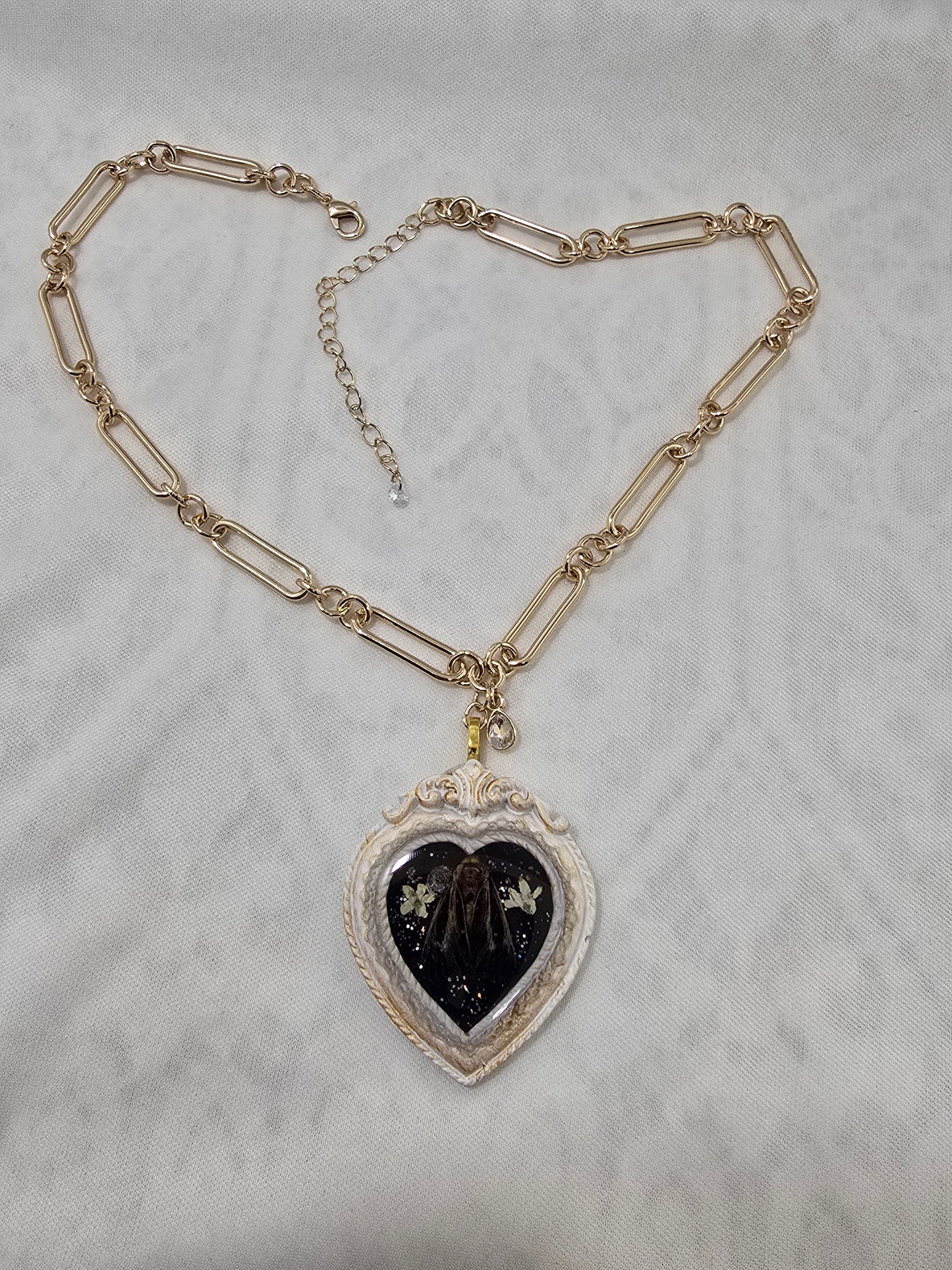A Little Love Story That Belongs to the Night - Necklace