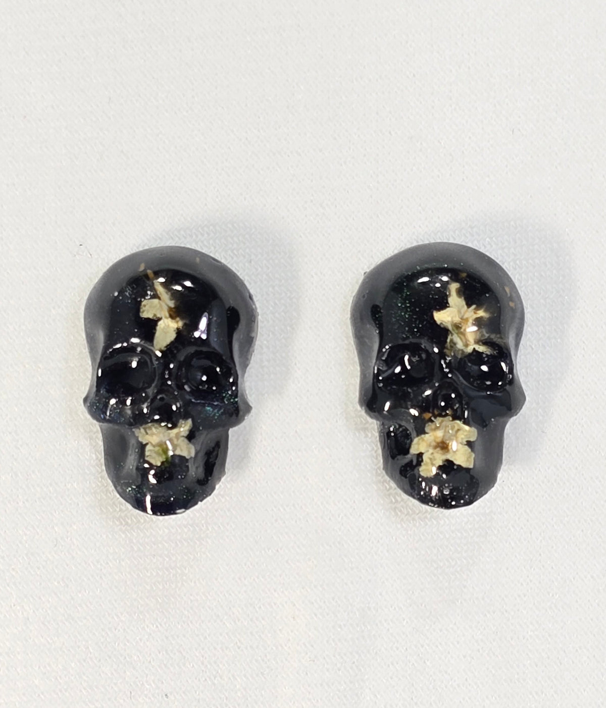Skull Stud Earrings with real Tiny White Flowers