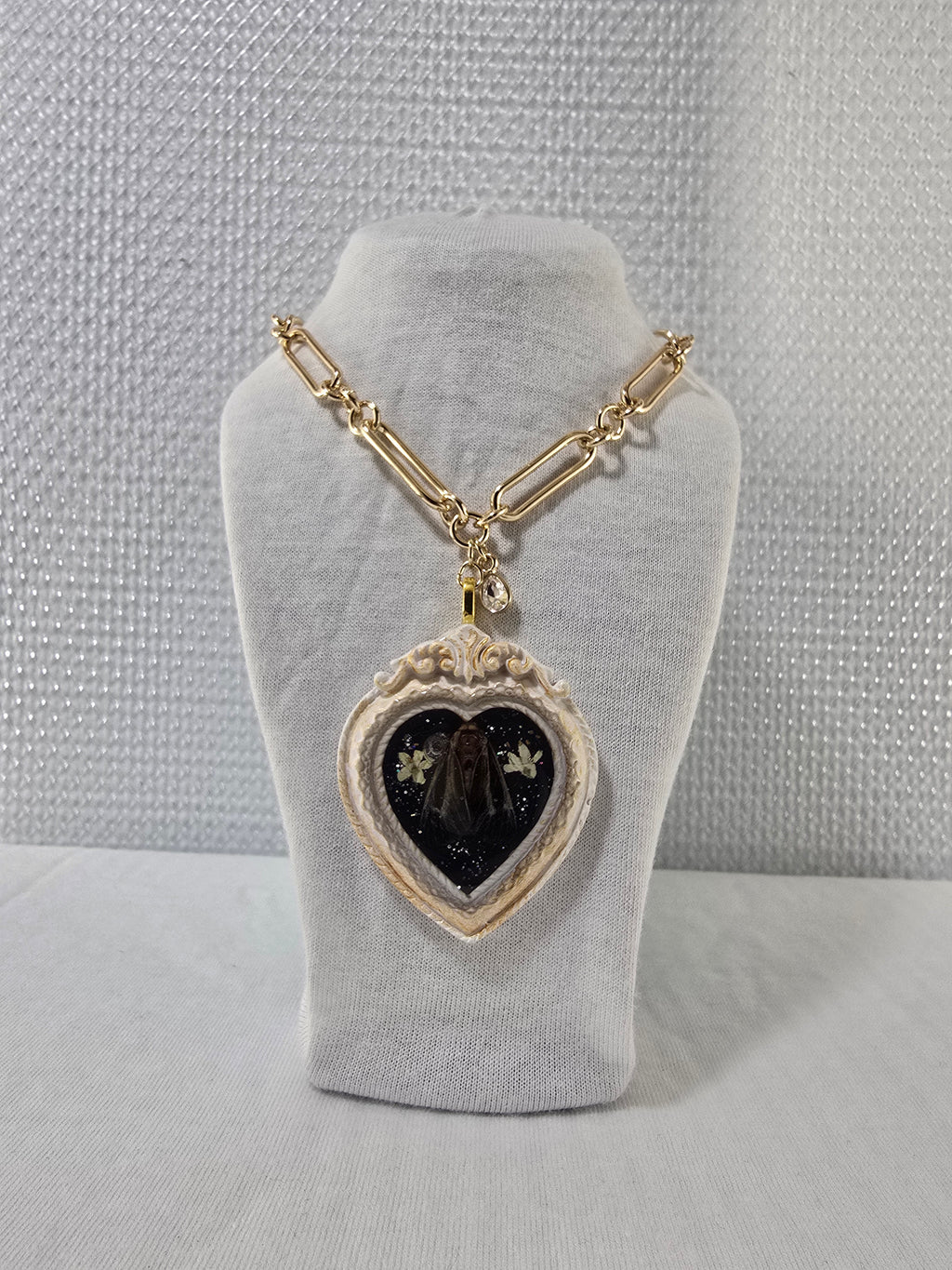 A Little Love Story That Belongs to the Night - Necklace