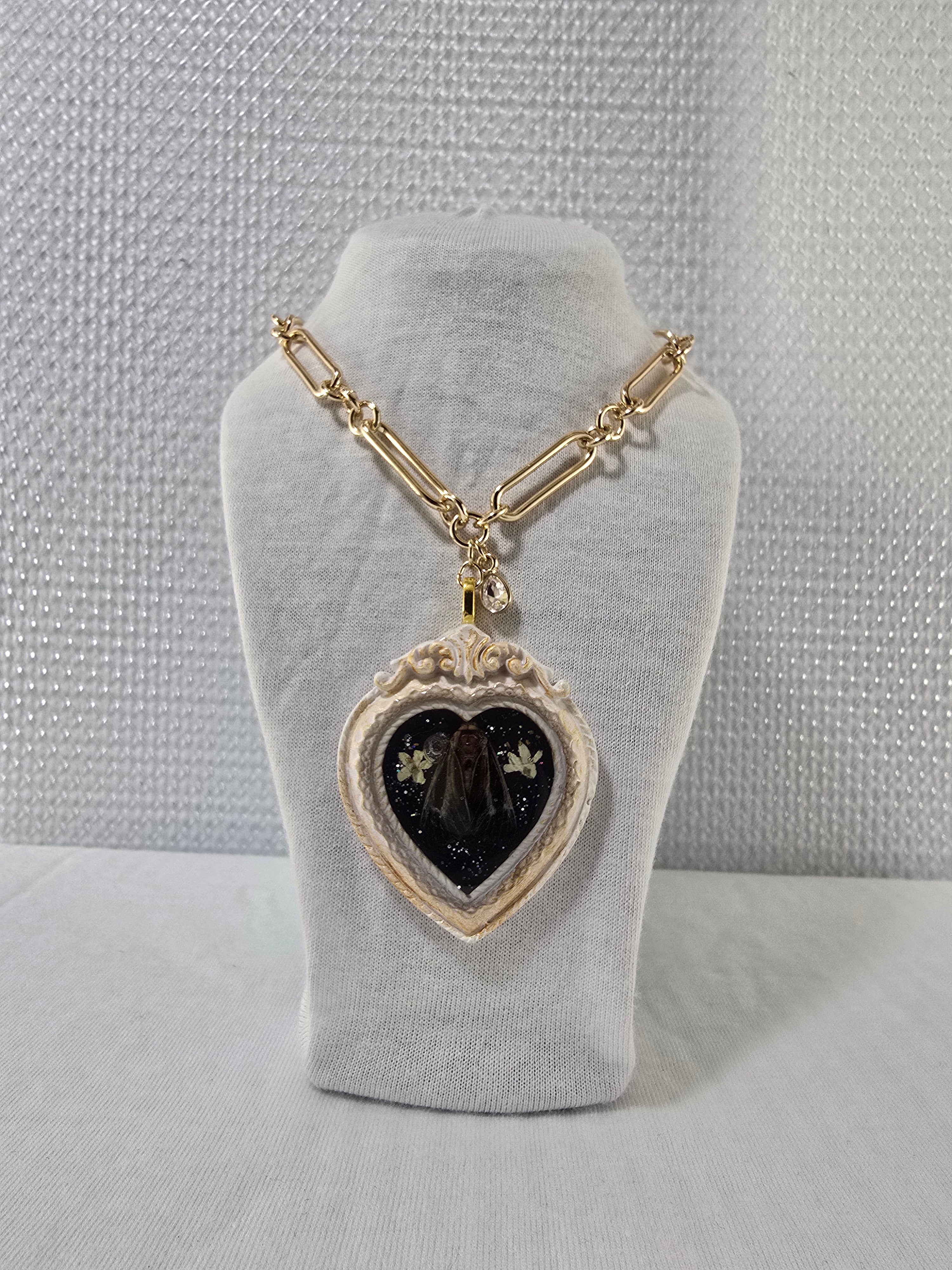 A Little Love Story That Belongs to the Night - Necklace