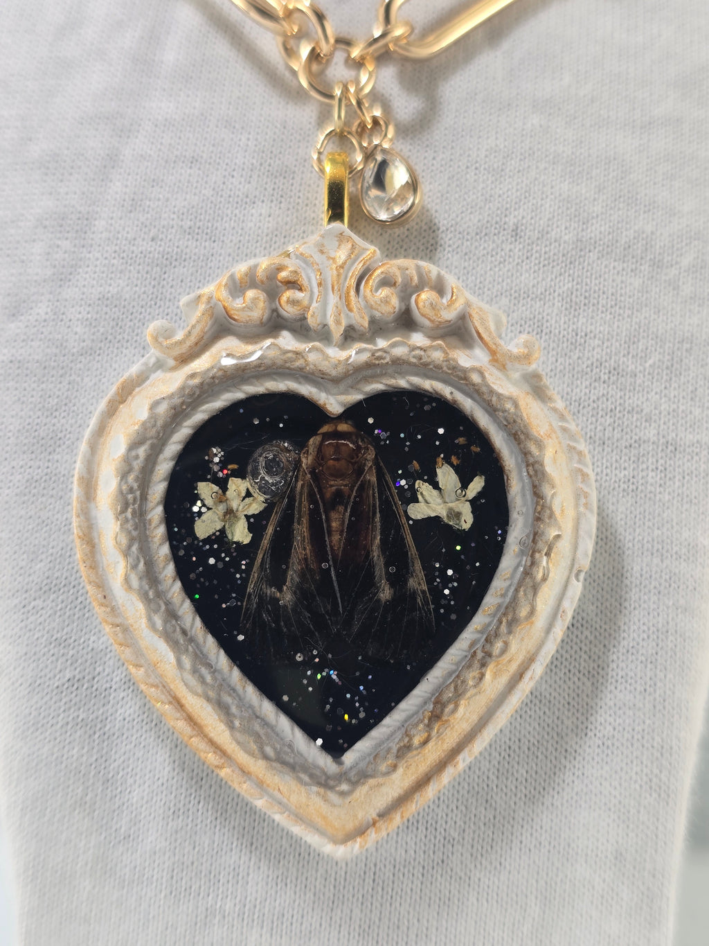 A Little Love Story That Belongs to the Night - Necklace