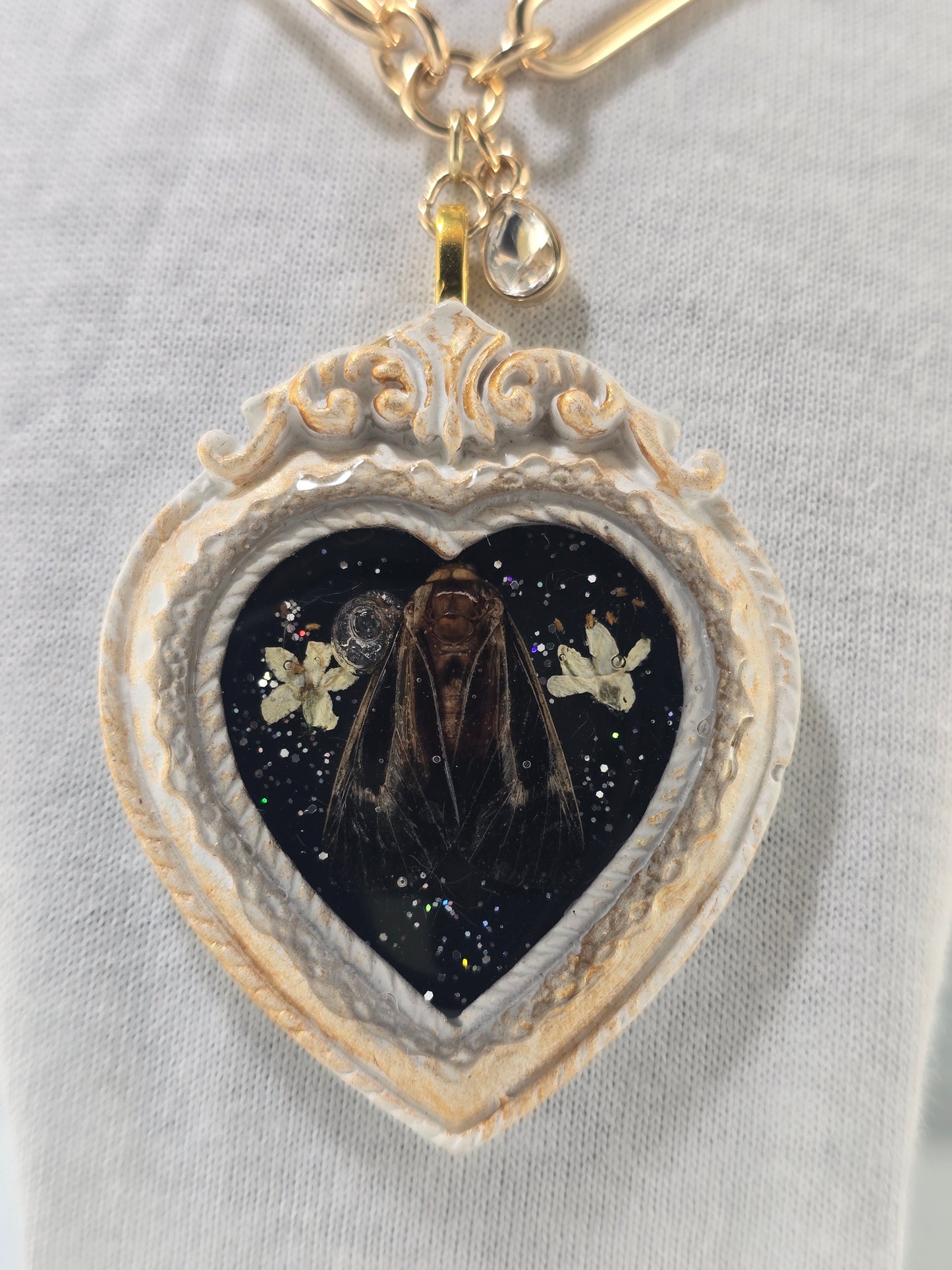 A Little Love Story That Belongs to the Night - Necklace