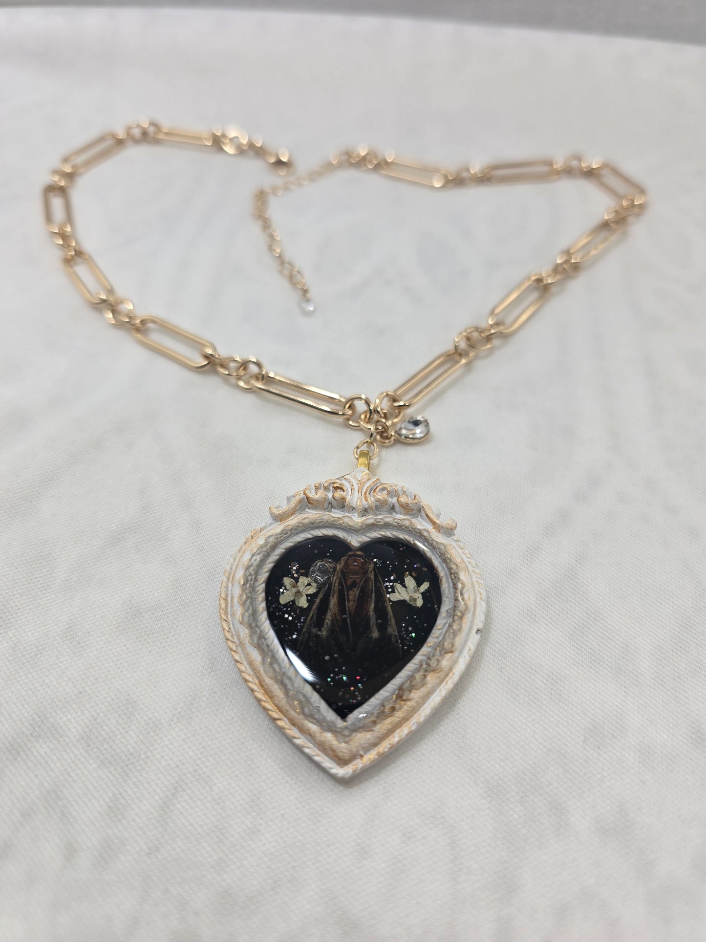 A Little Love Story That Belongs to the Night - Necklace