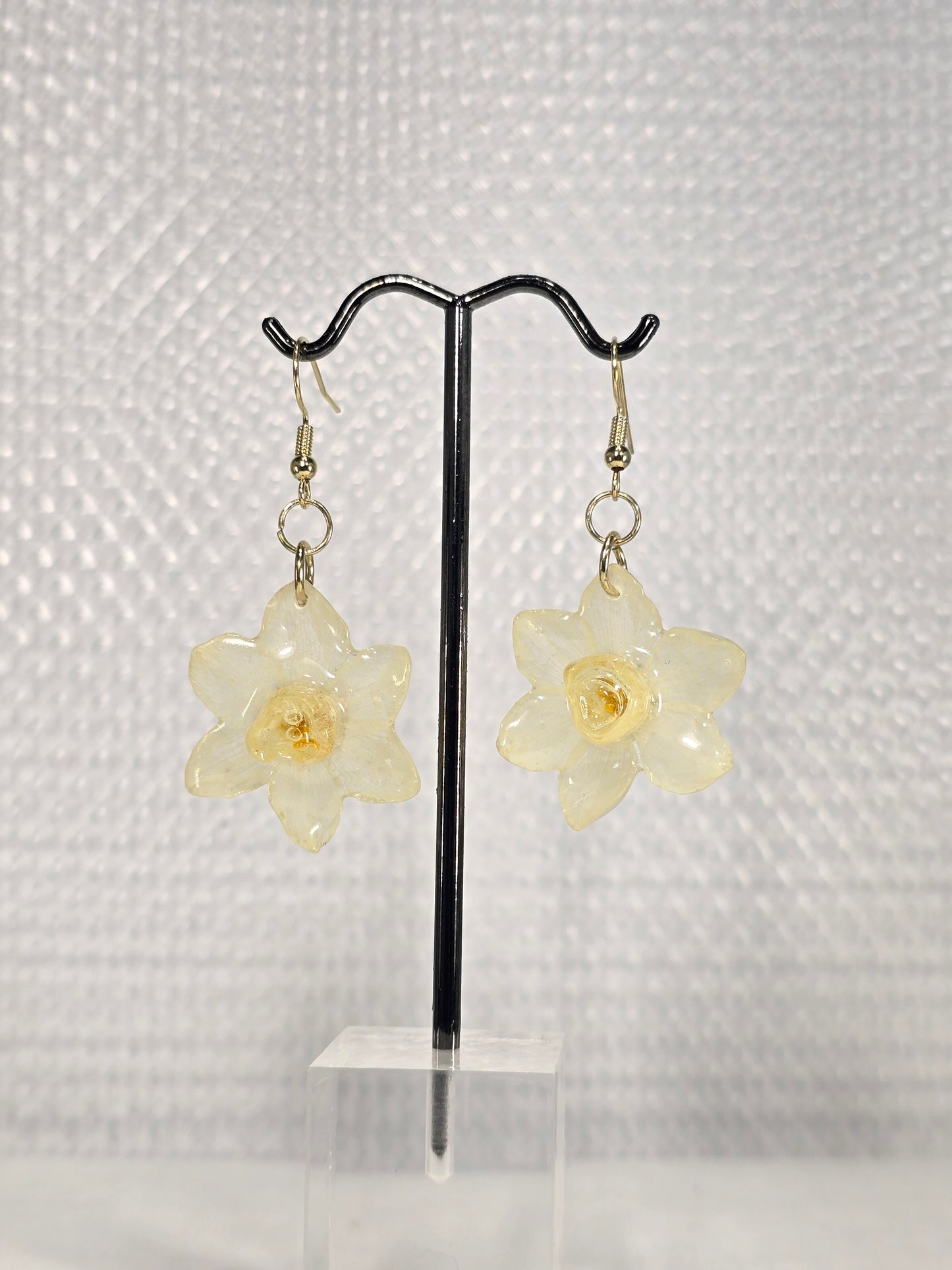 Mini White Daffodil Earrings