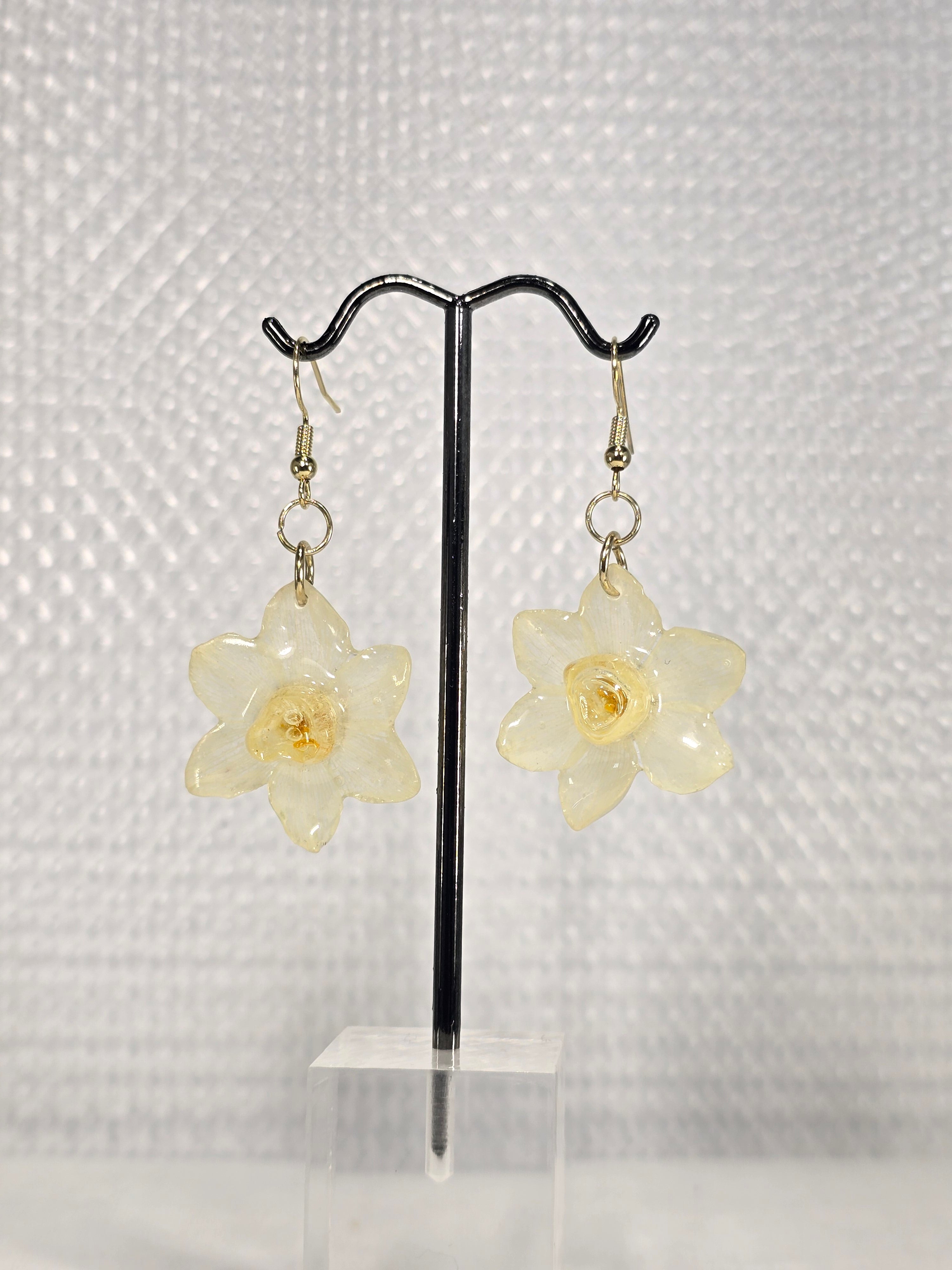 Mini White Daffodil Earrings