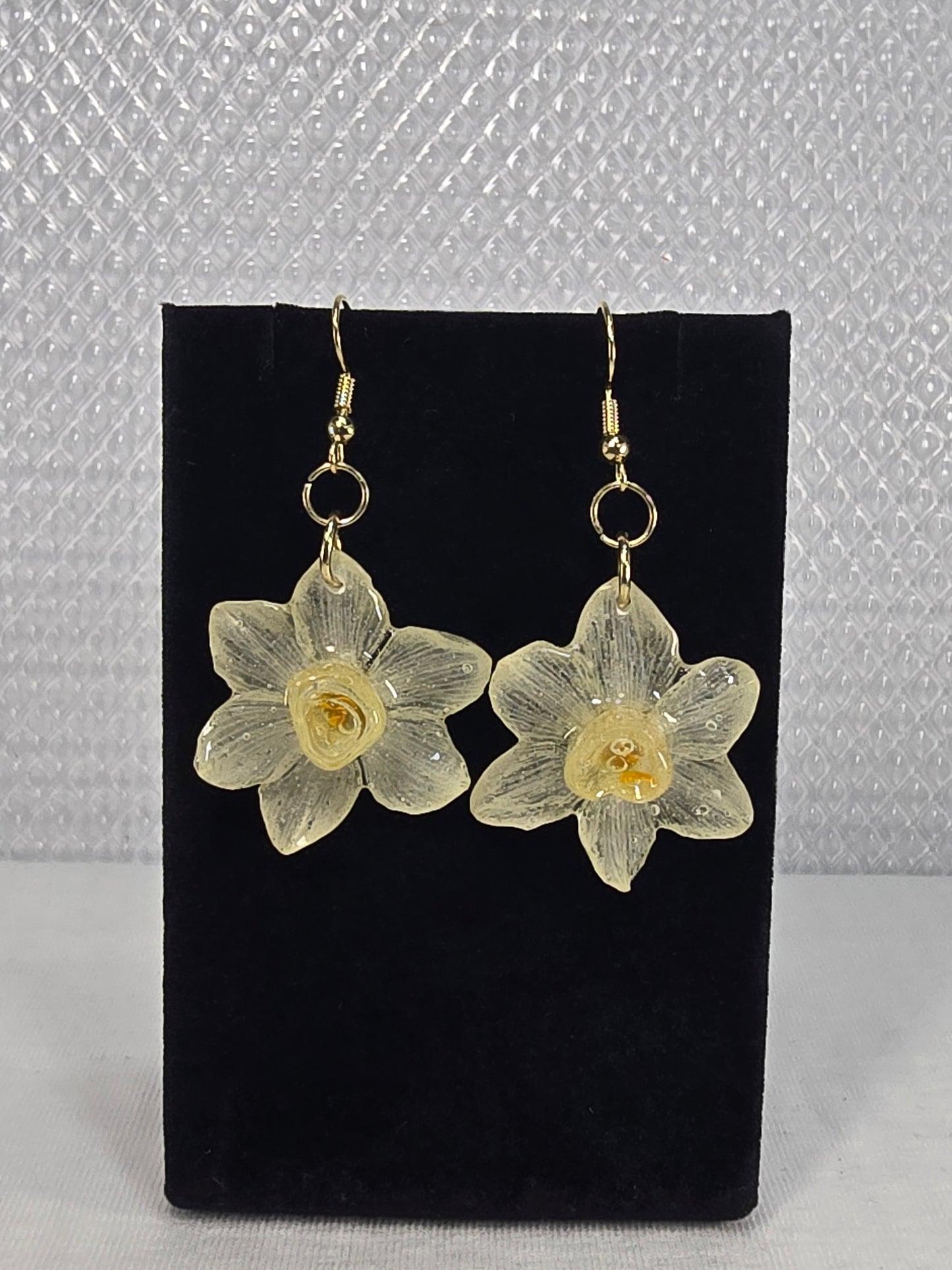 Mini White Daffodil Earrings