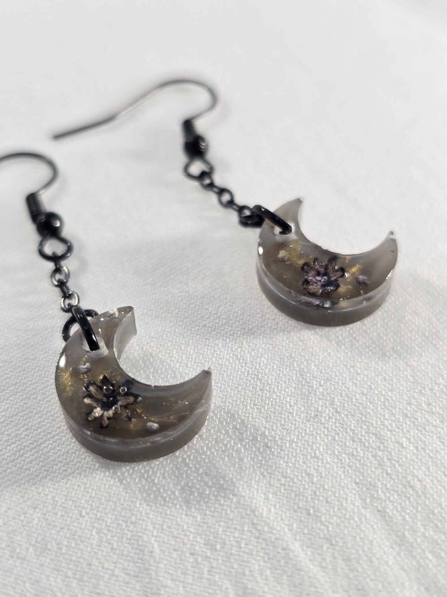 Dark Beauty Mini Moon Earrings